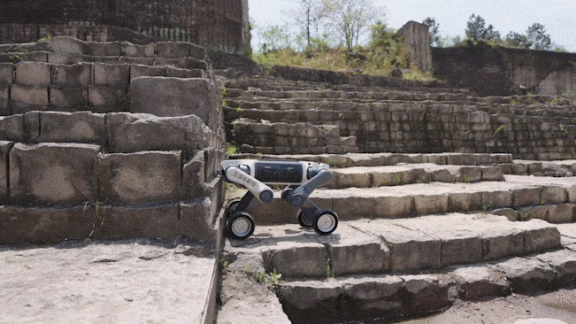 DeepRobotics-M20-PRO-lynx-Invelogy-Prisposobuje-sa-extremnym-podmienkam