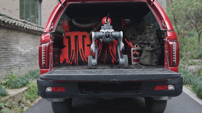 DeepRobotics-M20-PRO-lynx-Invelogy-Robot-s-kolesami-pre-priemysel